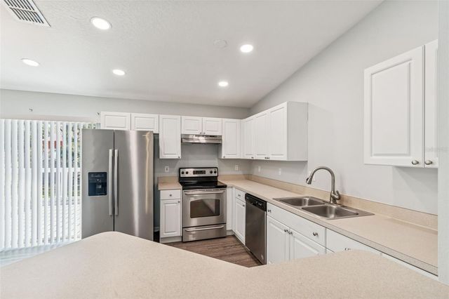 4508 REDCOAT DRIVE, Wesley Chapel, FL 33543