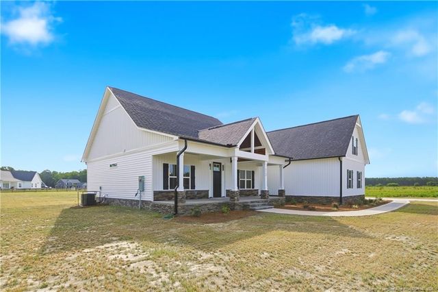 6729 Sim Canady Road, Hope Mills, NC 28348