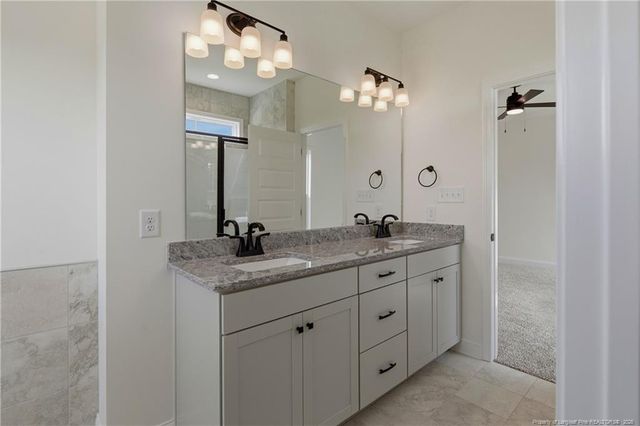 6729 Sim Canady Road, Hope Mills, NC 28348