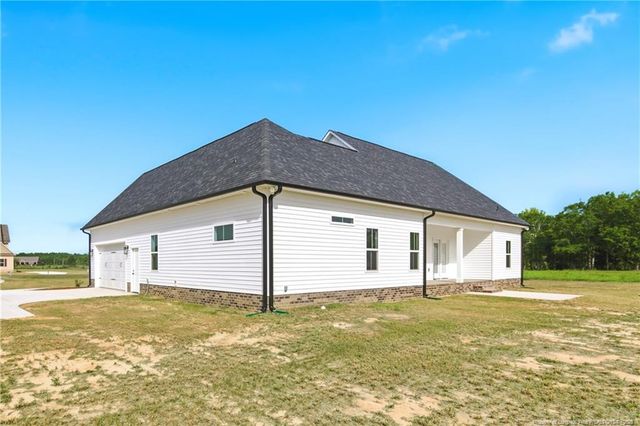 6729 Sim Canady Road, Hope Mills, NC 28348