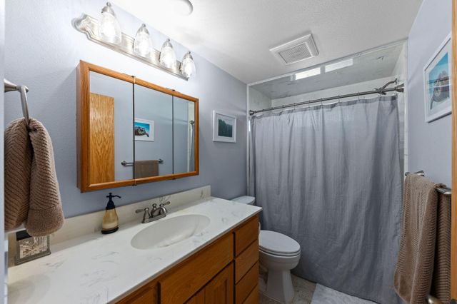 555 Freeman Road UNIT 128, Central Point, OR 97502