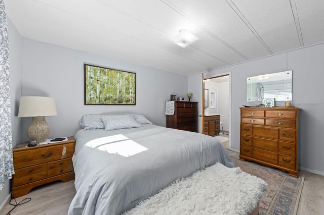 555 Freeman Road UNIT 128, Central Point, OR 97502