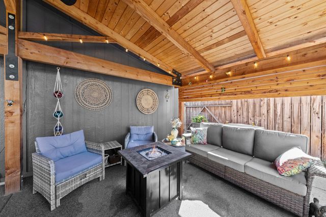 555 Freeman Road UNIT 128, Central Point, OR 97502