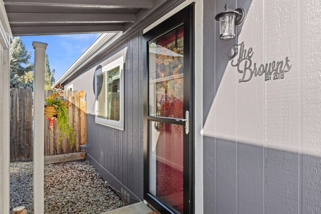 555 Freeman Road UNIT 128, Central Point, OR 97502