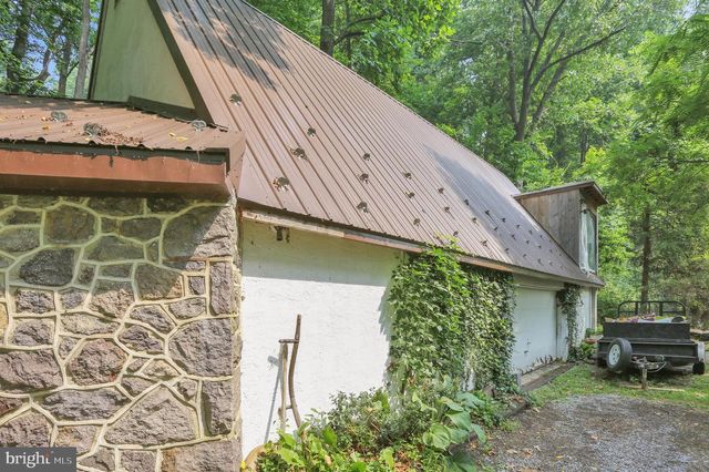 357 FRY, Fleetwood, PA 19522