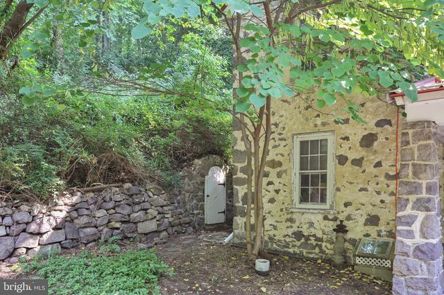 357 FRY, Fleetwood, PA 19522