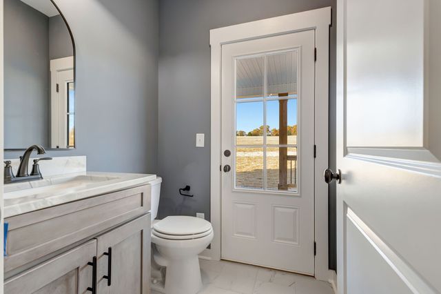 1 Hunter Bills Rd, Lewisburg, TN 37091