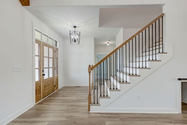 1 Hunter Bills Rd, Lewisburg, TN 37091