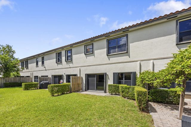 6156 Bangalow Drive, Lake Worth, FL 33463
