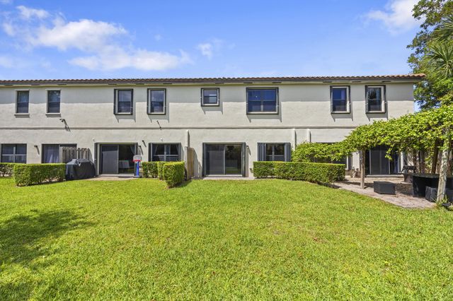 6156 Bangalow Drive, Lake Worth, FL 33463