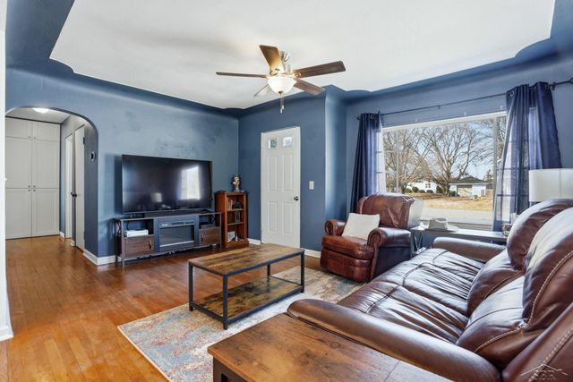 309 W Benjamin Street, Fraser Twp, MI 48634