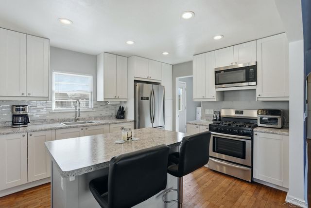 309 W Benjamin Street, Fraser Twp, MI 48634