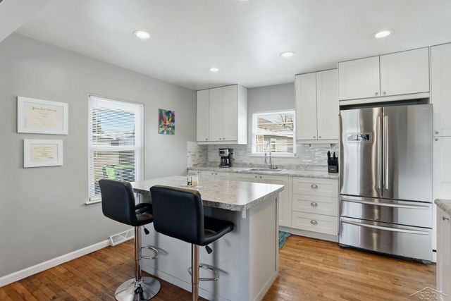 309 W Benjamin Street, Fraser Twp, MI 48634