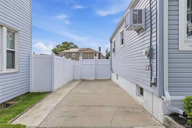 64 Lehrer Avenue, Elmont, NY 11003