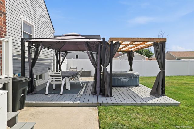 64 Lehrer Avenue, Elmont, NY 11003