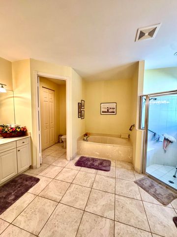 8041 E Via Grande, Boynton Beach, FL 33437