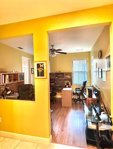 8041 E Via Grande, Boynton Beach, FL 33437