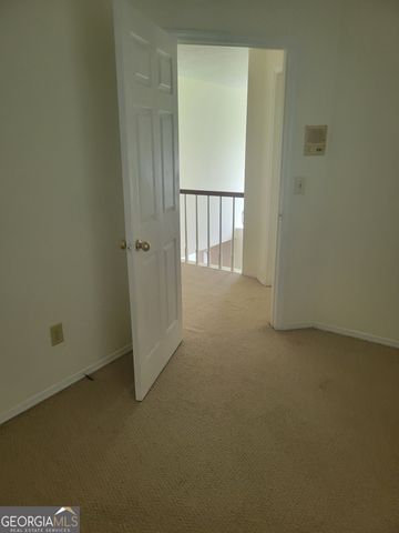 517 Crestwood Court, Lithonia, GA 30058