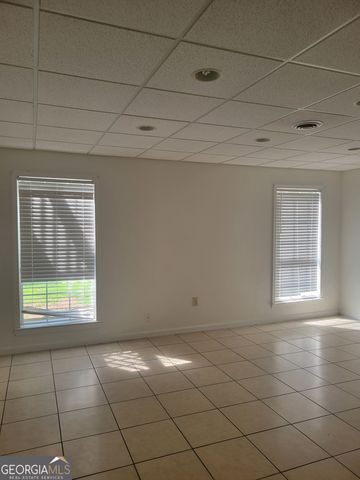 517 Crestwood Court, Lithonia, GA 30058