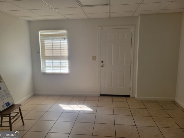 517 Crestwood Court, Lithonia, GA 30058