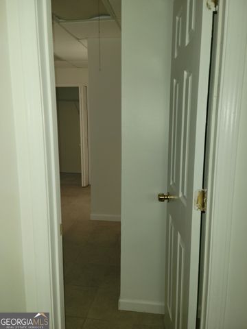517 Crestwood Court, Lithonia, GA 30058