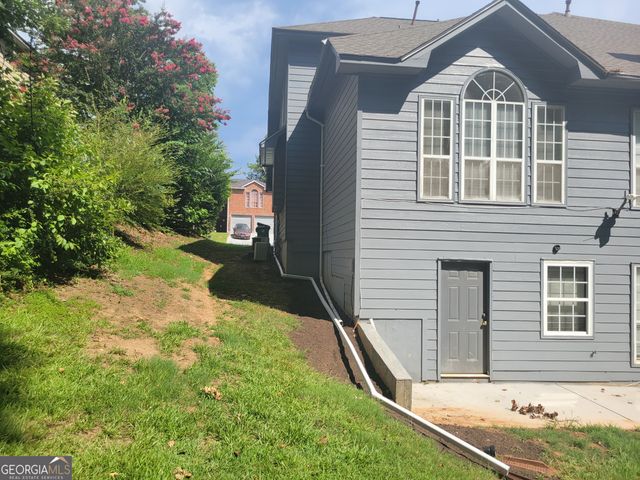 517 Crestwood Court, Lithonia, GA 30058