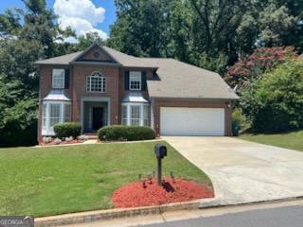 517 Crestwood Court, Lithonia, GA 30058