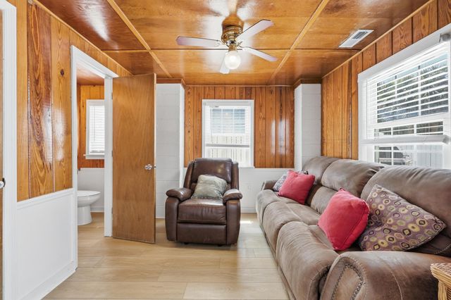 312 Norris Dr., Pawleys Island, SC 29585