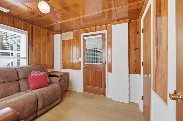 312 Norris Dr., Pawleys Island, SC 29585