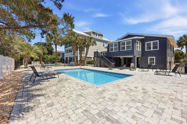 312 Norris Dr., Pawleys Island, SC 29585