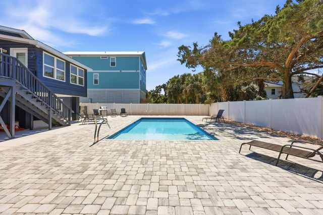 312 Norris Dr., Pawleys Island, SC 29585