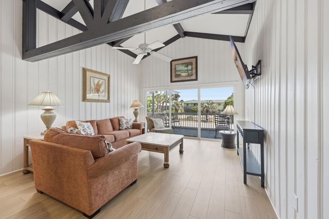 312 Norris Dr., Pawleys Island, SC 29585