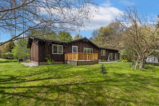 W6467 39th Street, New Lisbon, WI 53950