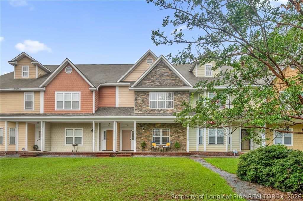 913 Cora Lee Drive, Fayetteville, NC 28303 — exterior