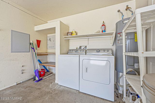 920 W Calle De La Pelotita, Green Valley, AZ 85614