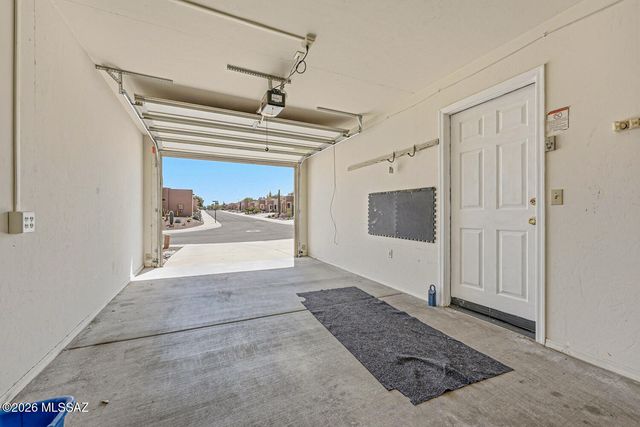 920 W Calle De La Pelotita, Green Valley, AZ 85614