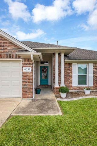 8032 Torrey Pines Circle, Beaumont, TX 77612