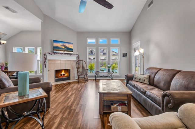 8032 Torrey Pines Circle, Beaumont, TX 77612