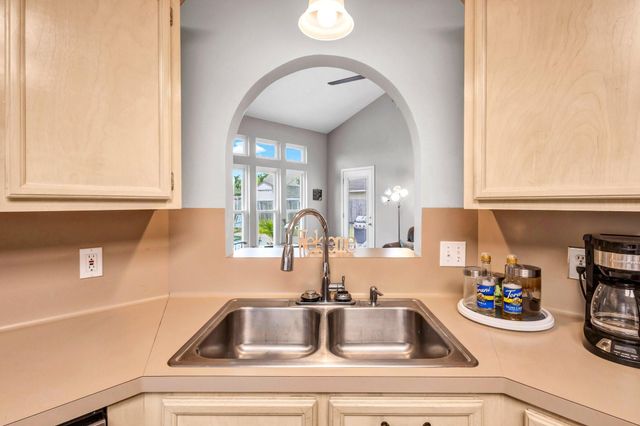 8032 Torrey Pines Circle, Beaumont, TX 77612