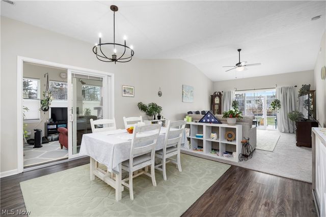 238 Silver Spring Circle, Elyria, OH 44035