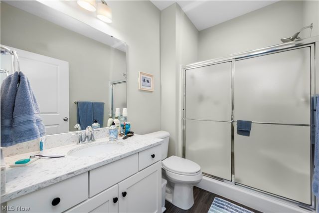 238 Silver Spring Circle, Elyria, OH 44035