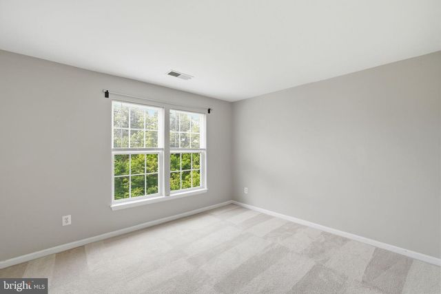 6008 PRESWELL CT, Gainesville, VA 20155