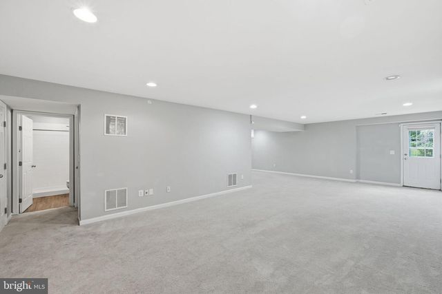 6008 PRESWELL CT, Gainesville, VA 20155