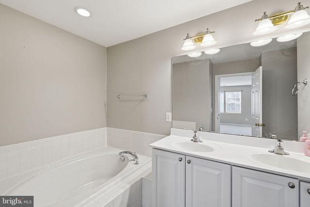 6008 PRESWELL CT, Gainesville, VA 20155