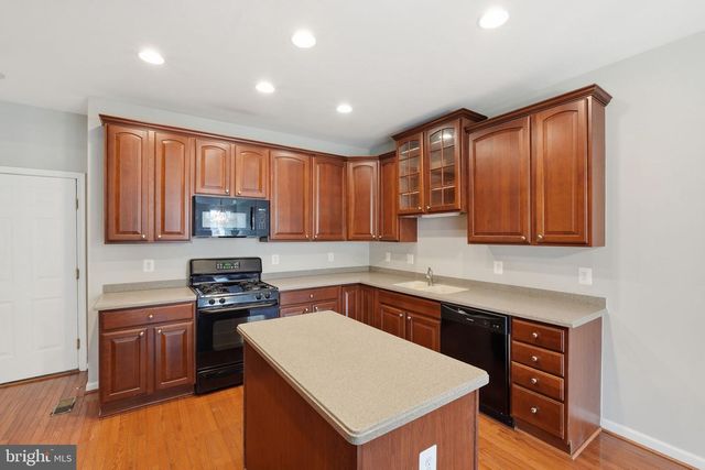 6008 PRESWELL CT, Gainesville, VA 20155