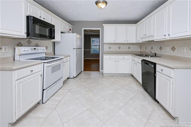 119 Breckenridge Drive, Raeford, NC 28376