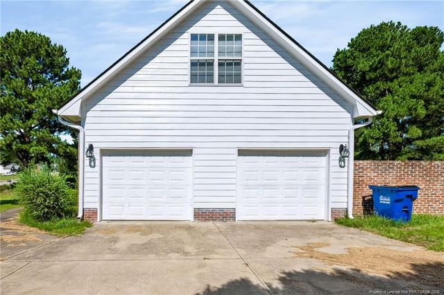119 Breckenridge Drive, Raeford, NC 28376