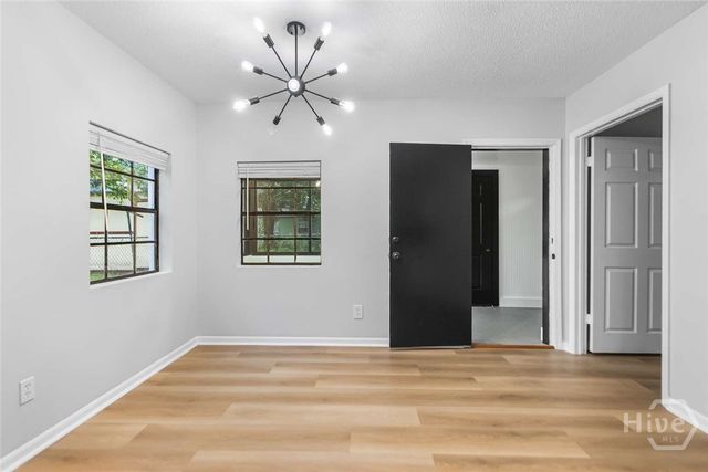 2405 New York Avenue, Savannah, GA 31404