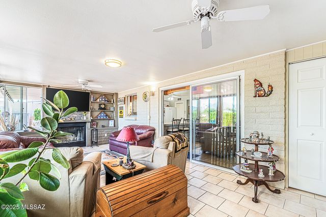 1841 S San Ray, Green Valley, AZ 85614