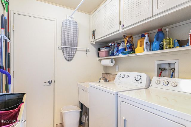 1841 S San Ray, Green Valley, AZ 85614